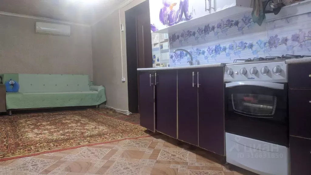Дом в Волгоградская область, Средняя Ахтуба рп ул. Степана Разина (61 ... - Фото 1