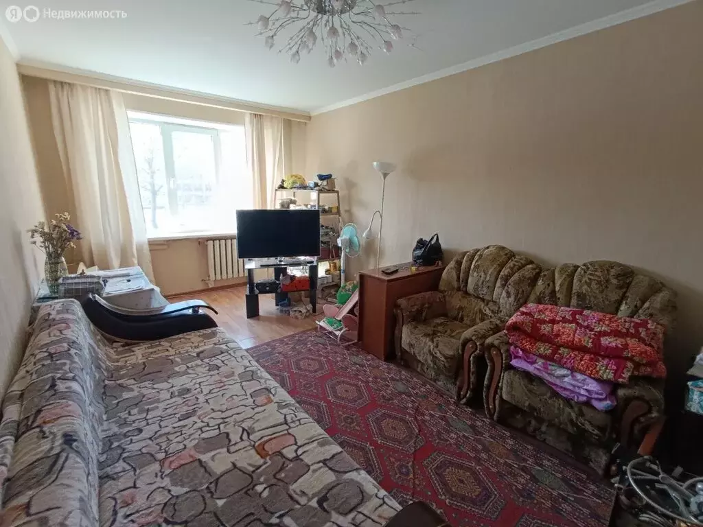 3-комнатная квартира: Чебоксары, Эгерский бульвар, 57 (69.7 м) - Фото 2