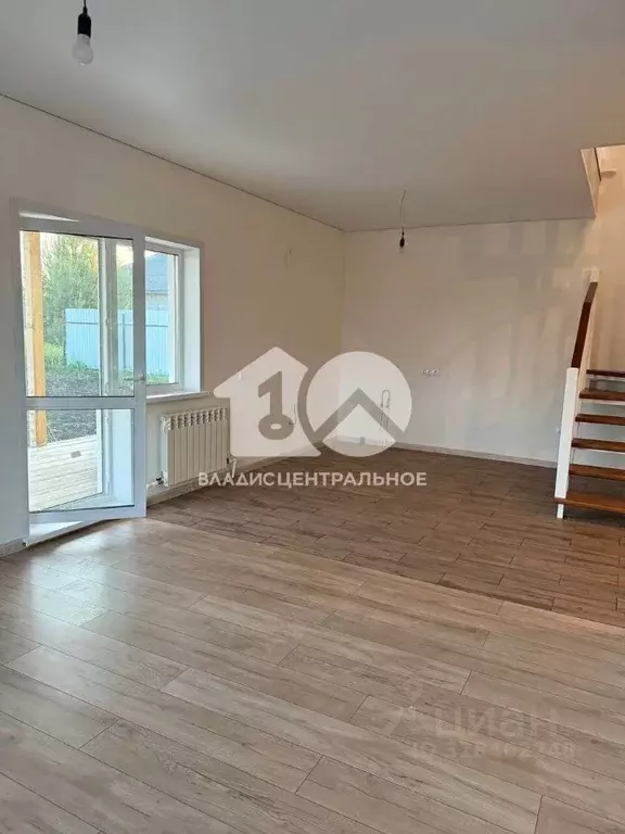Дом в Новосибирская область, Бердск ул. Красивая, 10 (130 м) - Фото 0