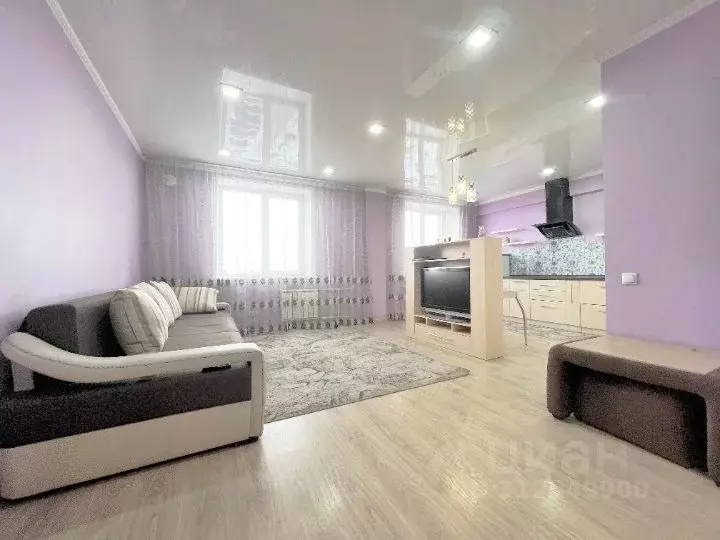3-к кв. Хакасия, Абакан ул. Торосова, 9 (86.0 м) - Фото 0