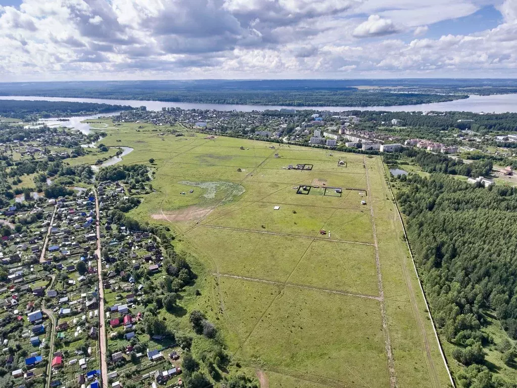 Участок в Пермский край, Пермский район, с. Усть-Качка ул. Широкий ... - Фото 0