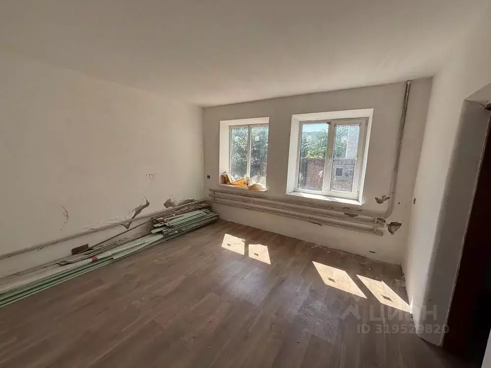 Дом в Краснодарский край, Анапа муниципальный округ, с. Варваровка ул. ... - Фото 1