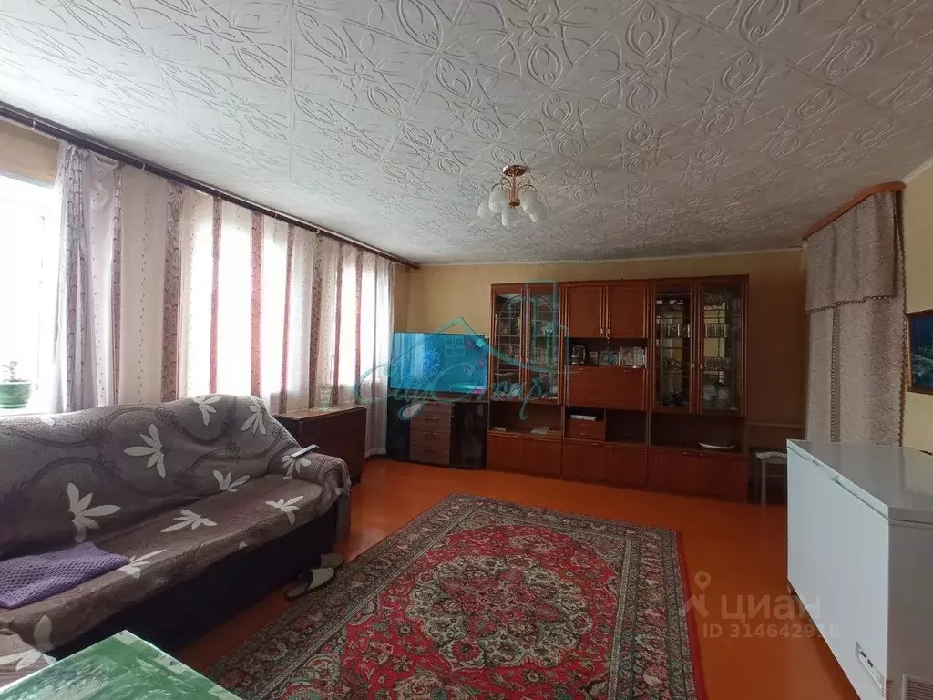 Дом в Оренбургская область, Гай Комсомольская ул. (67 м) - Фото 0
