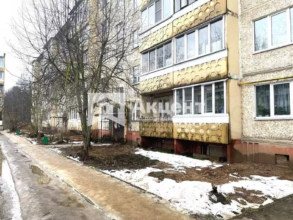 3-к. квартира, 57 м, 1/5 эт. - Фото 0