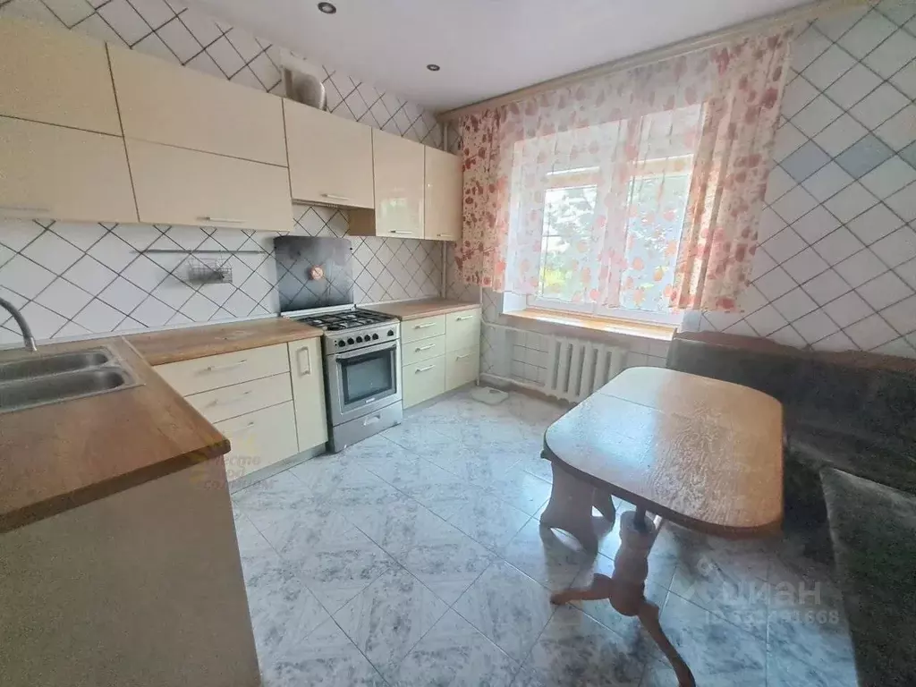 3-к кв. Краснодарский край, Ейск ул. Горького, 25/5 (100.0 м) - Фото 1