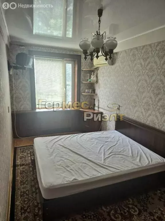 2-комнатная квартира: Ессентуки, улица 60 лет Октября, 10 (45 м) - Фото 1