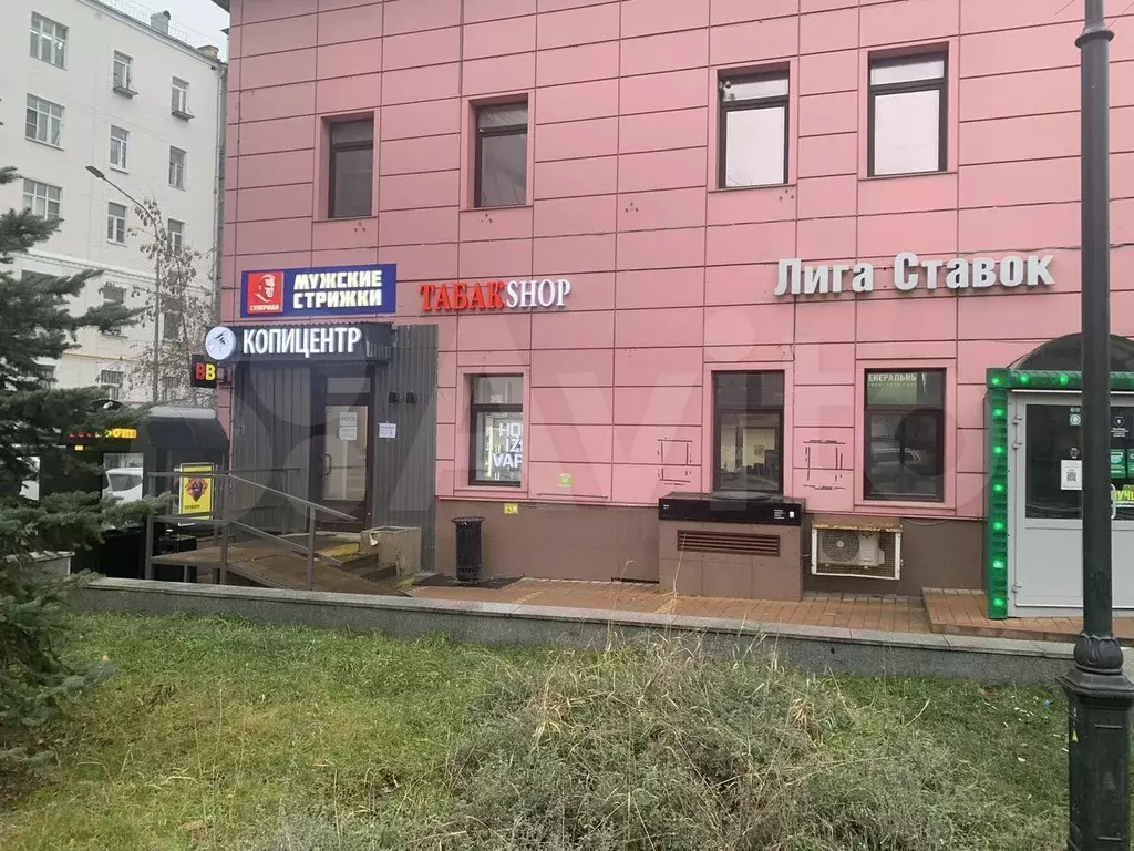Торговая площадь на интенсивном трафике - Фото 1