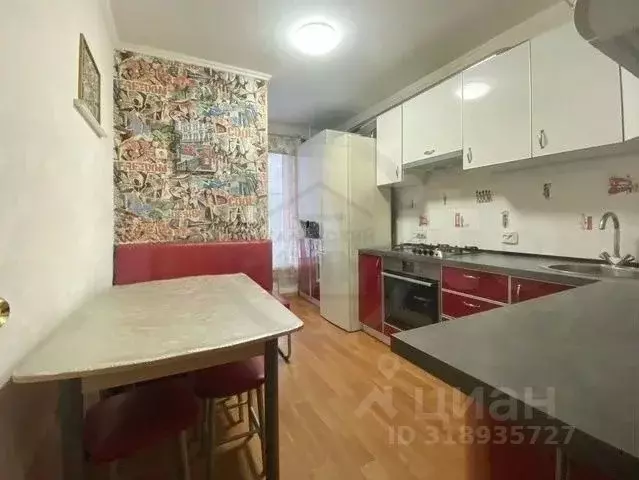 2-к кв. Калужская область, Калуга ул. Петра Тарасова, 1 (56.0 м) - Фото 0