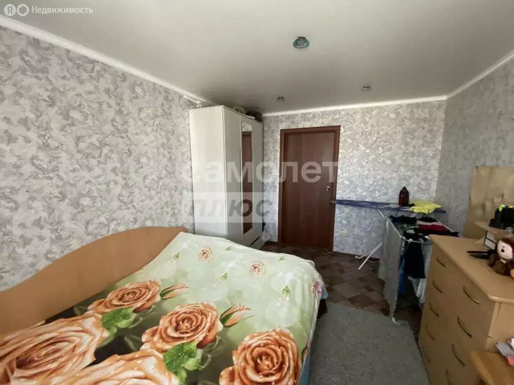 4-комнатная квартира: Заводоуковск, улица Энергетиков, 41 (81 м) - Фото 0
