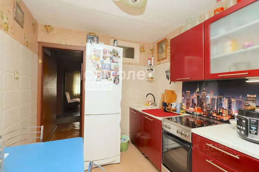 3-к кв. Кемеровская область, Кемерово ул. Веры Волошиной, 28 (61.3 м) - Фото 2