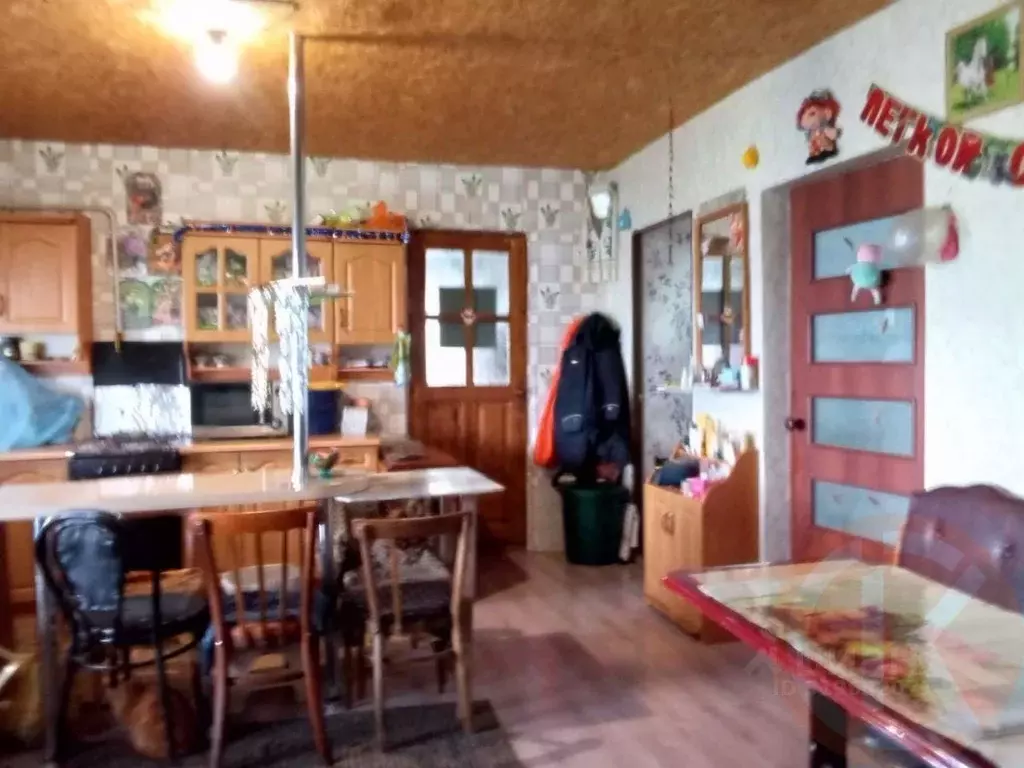 Дом в Крым, с. Краснознаменка ул. Гагарина, 46 (120 м) - Фото 1