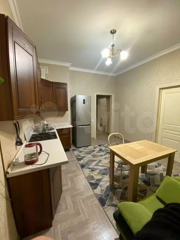 1-к. квартира, 50 м, 1/4 эт. - Фото 1