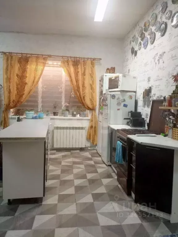 Дом в Калужская область, Бабынинский муниципальный округ, Утешево ... - Фото 1