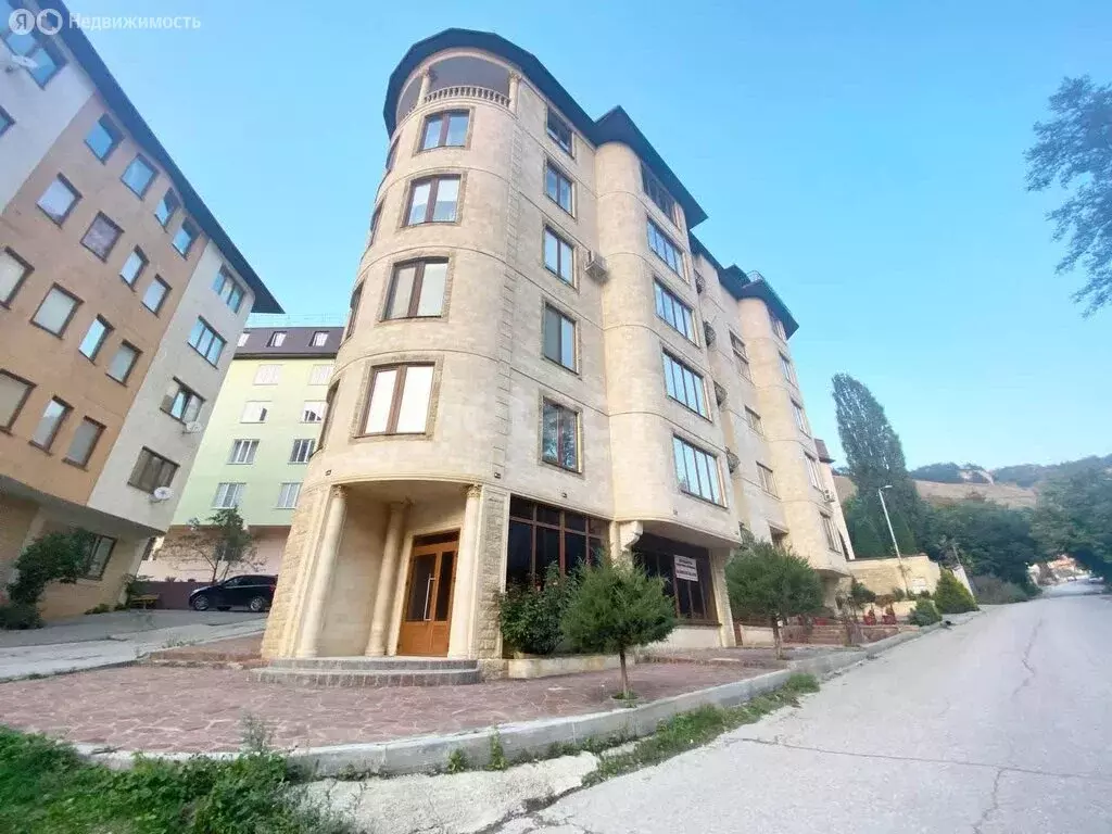 2-комнатная квартира: Кисловодск, улица Декабристов, 37Б (71 м) - Фото 1