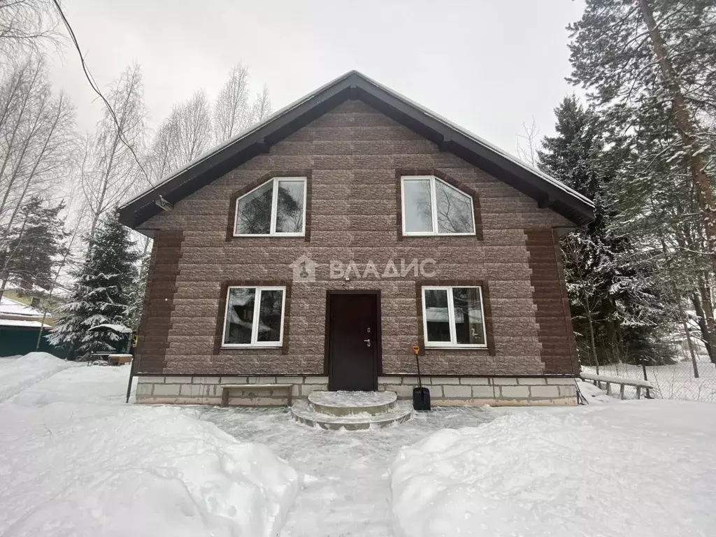 Дом в Ленинградская область, Гатчинский район, Вырица пгт ., Купить дом  Вырица, Гатчинский район, ID объекта - 50010119529