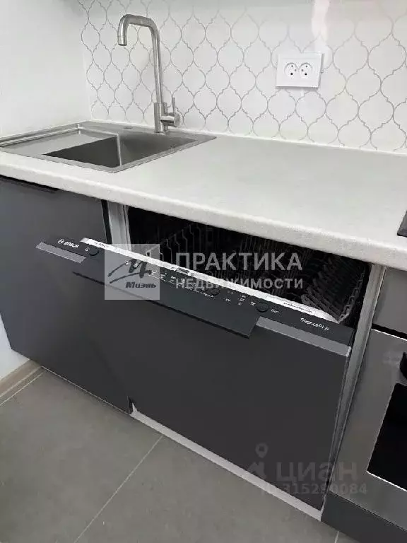 Продается 3-комнатная квартира - Фото 2