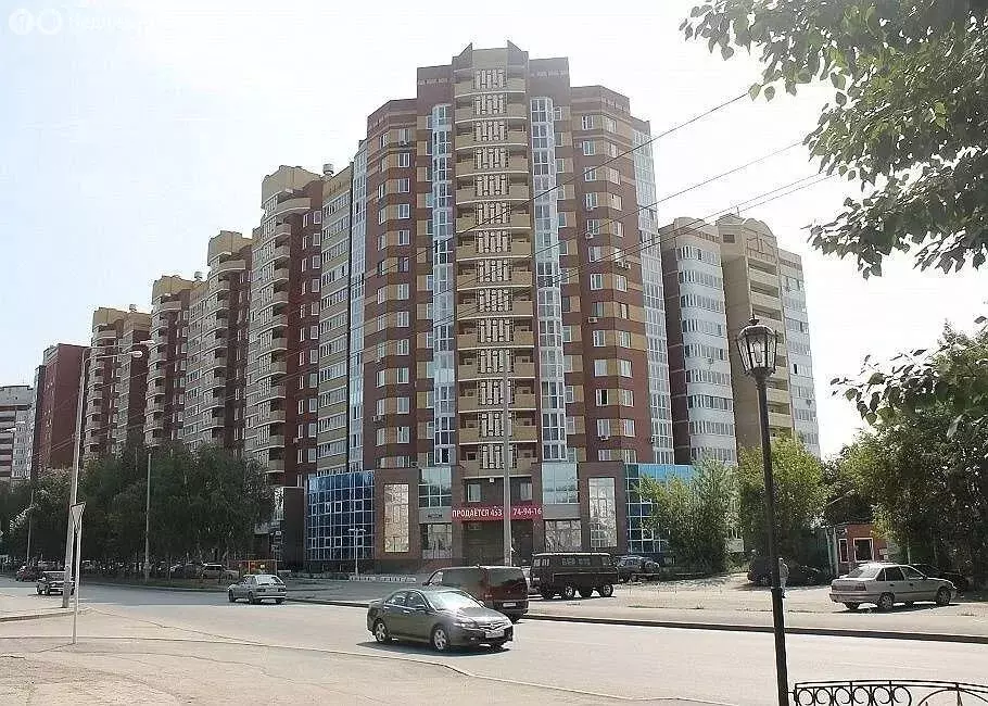2-комнатная квартира: Тюмень, улица Чернышевского, 2А (83.8 м) - Фото 1