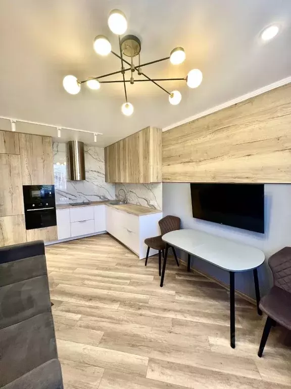 2-к кв. Краснодарский край, Сочи Завокзальный мкр, пер. Трунова, 6к8 ... - Фото 1