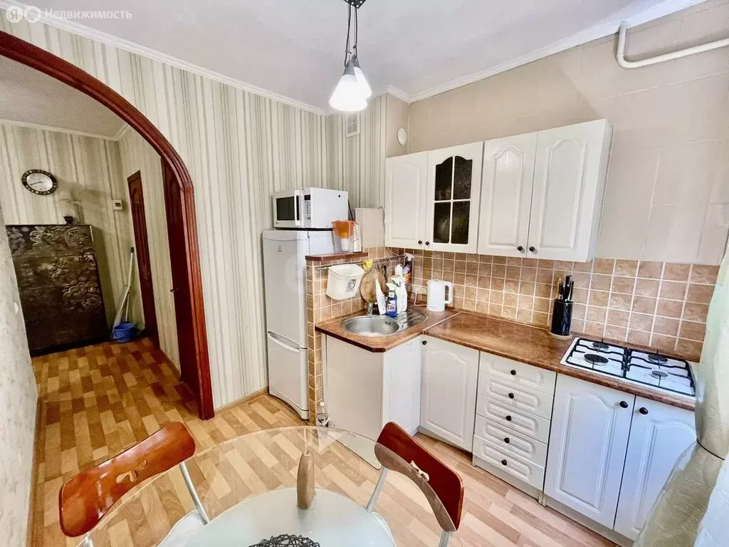 2-комнатная квартира: Симферополь, улица Бела Куна, 9 (47.4 м) - Фото 1