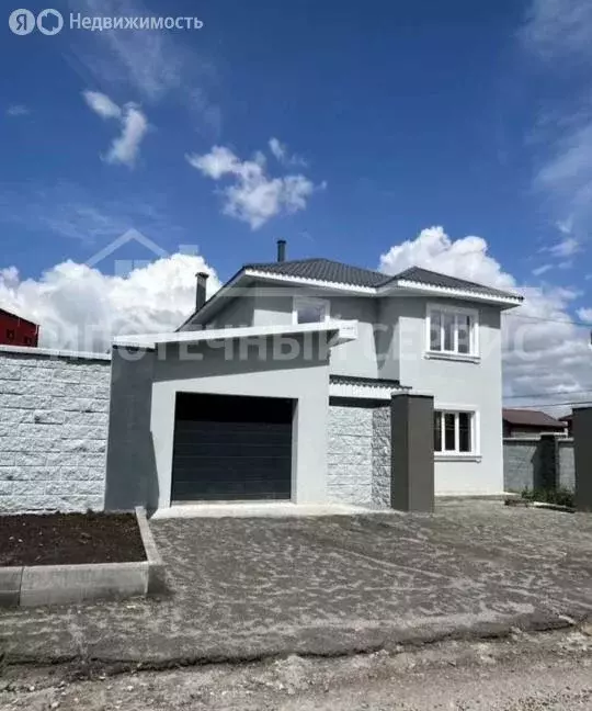 Дом в Магнитогорск, улица Желябова (185 м) - Фото 1