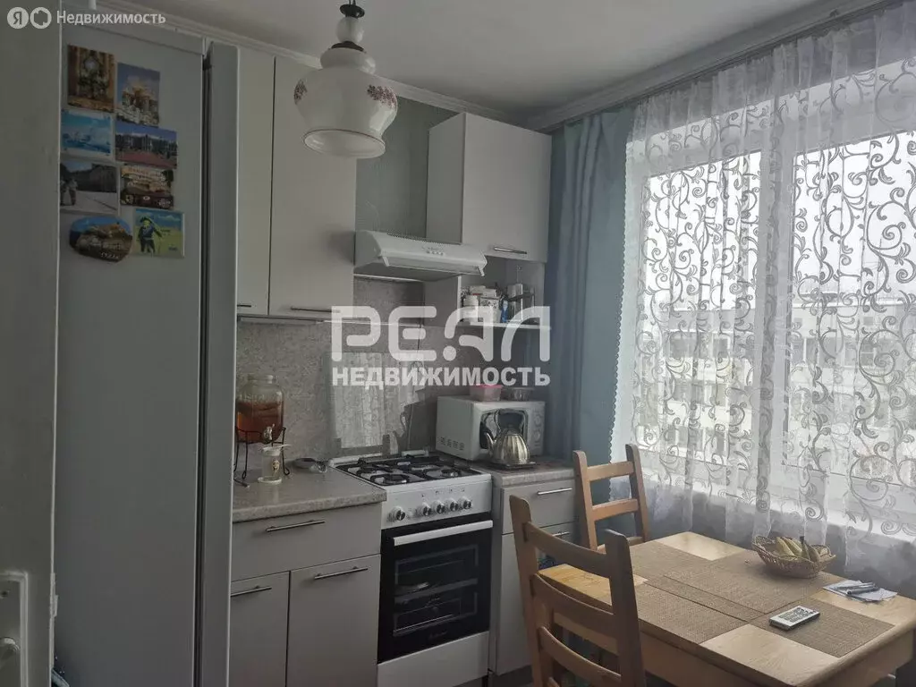 1-комнатная квартира: Гатчина, улица Авиатриссы Зверевой, 8к2 (36.5 м) - Фото 1