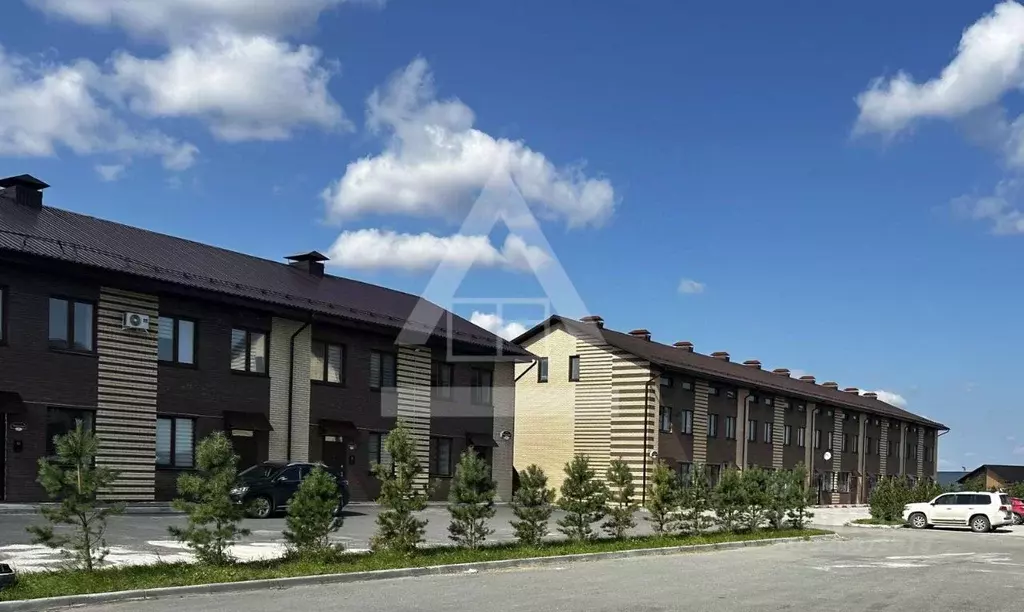 Таунхаус в Челябинская область, с. Еткуль ул. Кедровая, 4 (125 м) - Фото 1