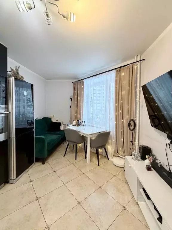 2-к кв. Санкт-Петербург ул. Латышских Стрелков, 17к1 (77.4 м) - Фото 2