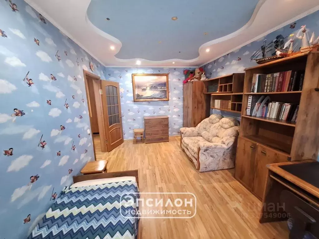 2-к кв. Курская область, Курск Орловская ул., 1 (64.7 м) - Фото 1