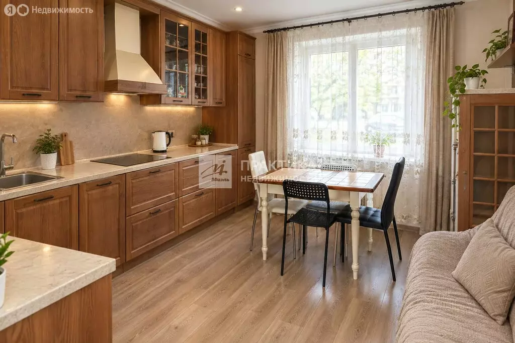 2-комнатная квартира: Москва, улица Барышиха, 17 (65.1 м) - Фото 1
