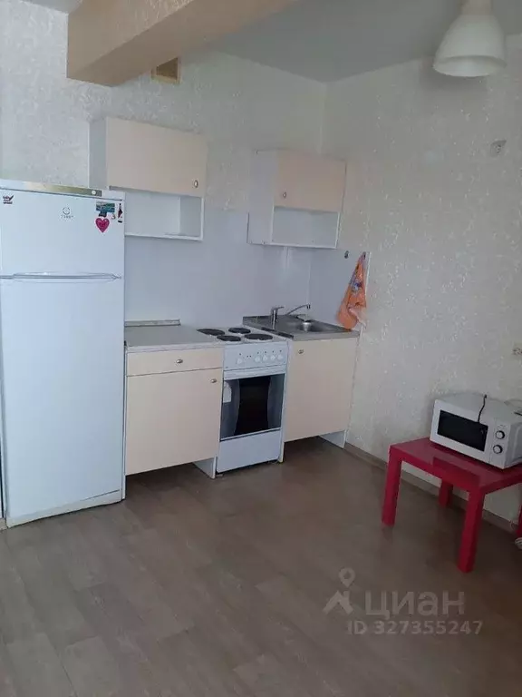 Студия Омская область, Омск Мельничная ул., 87к3 (30.0 м) - Фото 1