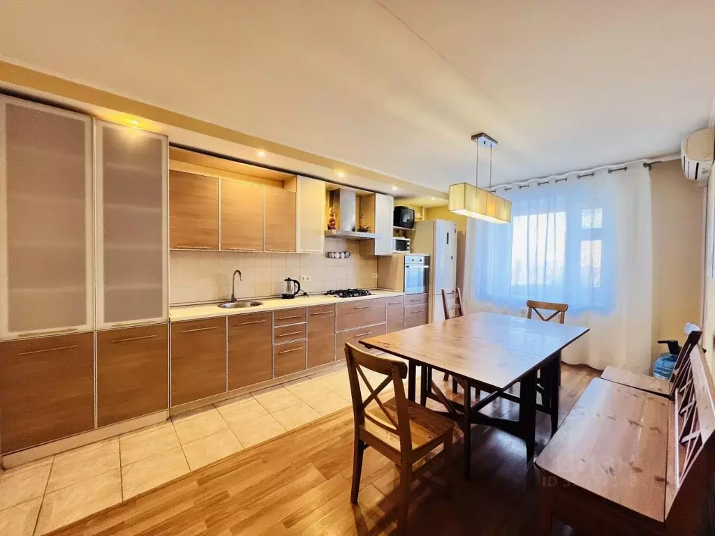 3-к кв. Татарстан, Казань ул. Фрунзе, 1б (100.0 м) - Фото 1