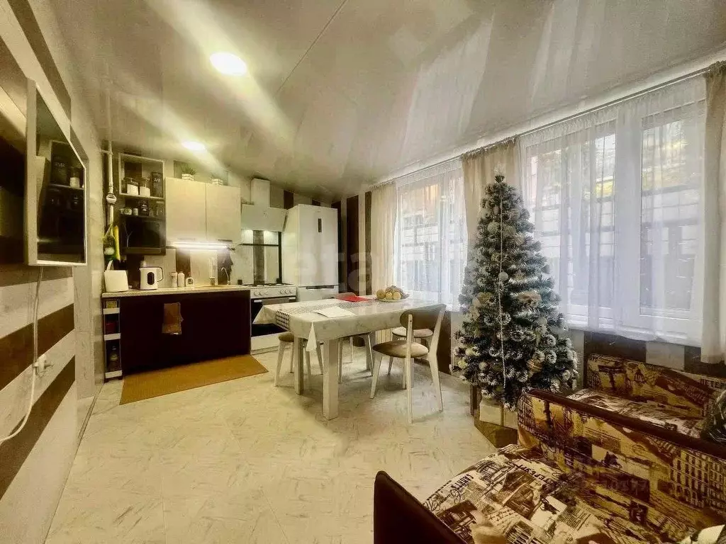 3-к кв. Крым, Ялта ул. Боткинская, 4 (71.9 м) - Фото 1