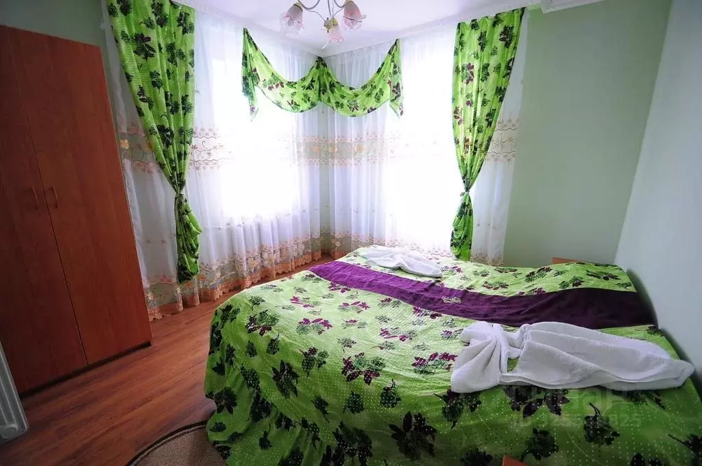 Комната Кабардино-Балкария, Эльбрусский район, с. Терскол ул. Азау, 13 ... - Фото 1