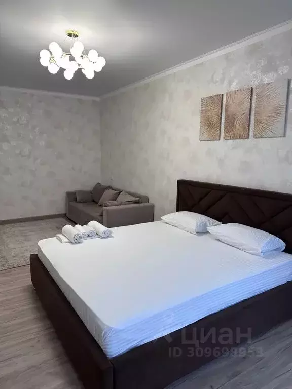 2-к кв. Кабардино-Балкария, Нальчик ул. Тлостанова, 32Д (62.0 м) - Фото 1