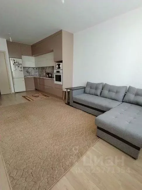 3-к кв. Свердловская область, Екатеринбург ул. Дорожная, 18 (72.1 м) - Фото 2