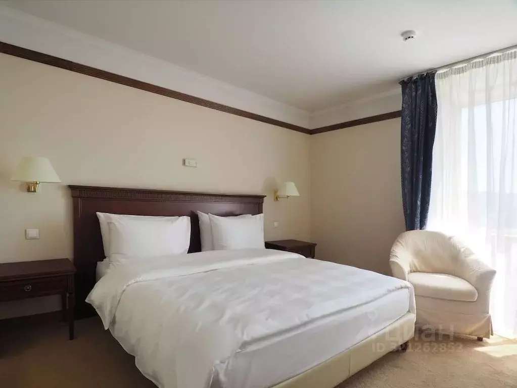 Комната Москва пл. Евразии, 2 (25.0 м) - Фото 2