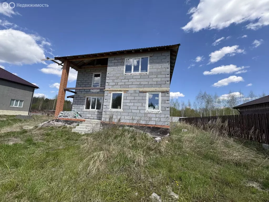 Дом в посёлок городского типа Верхнее Дуброво, улица Марьина Роща, 7 ... - Фото 1