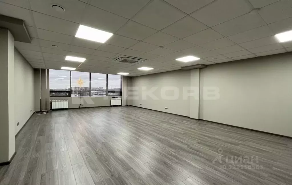 Офис в Санкт-Петербург Домостроительная ул., 16 (185 м) - Фото 1