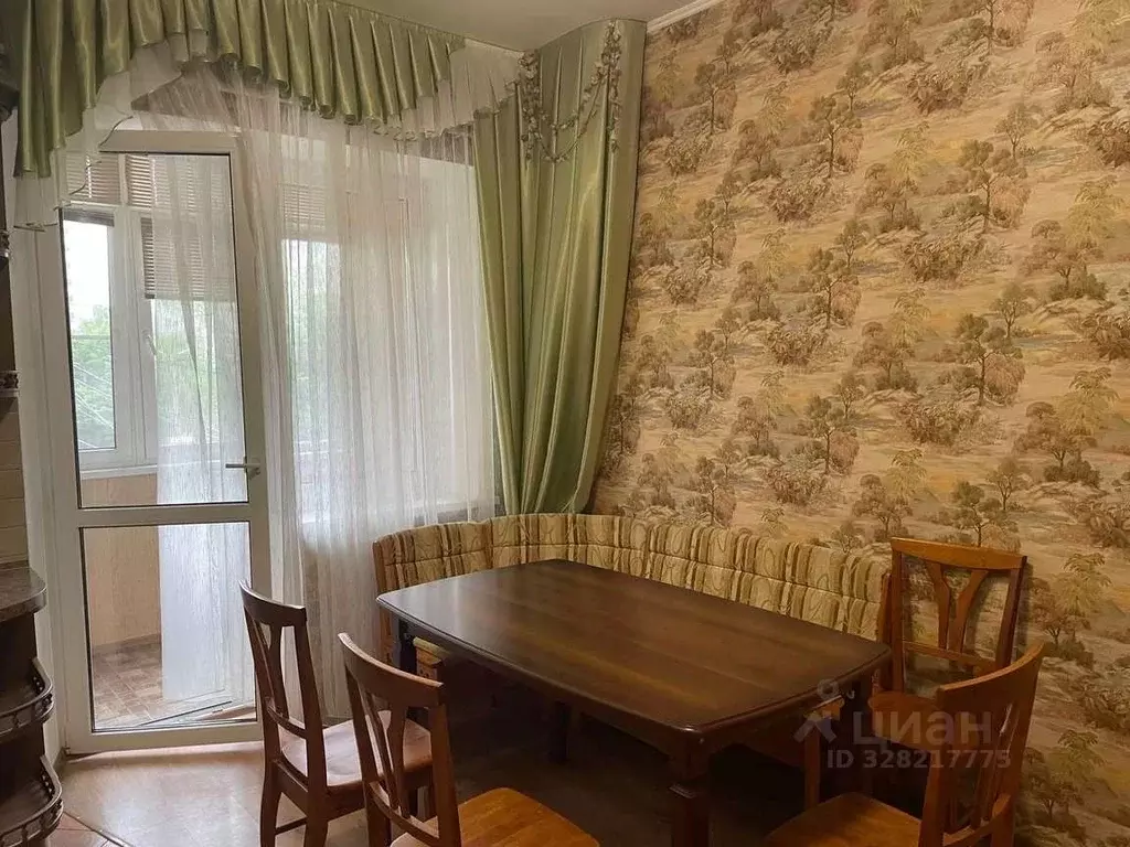 2-к кв. Краснодарский край, Краснодар Черкасская ул., 79 (78.0 м) - Фото 2