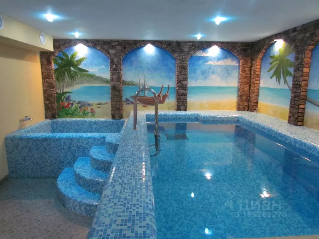 Дом в Новосибирская область, Новосибирск ул. Пилотов, 68 (600 м) - Фото 1