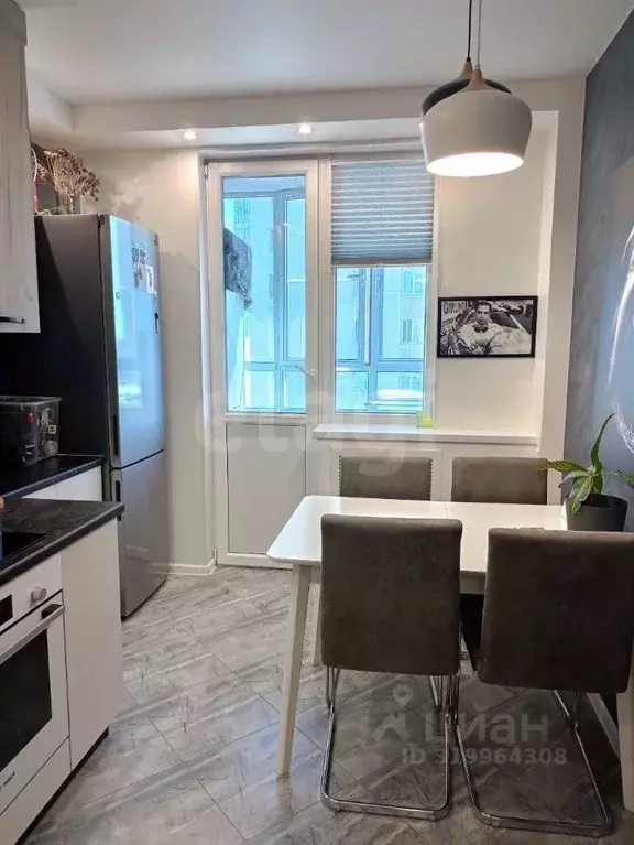 1-к кв. Кировская область, Киров ул. Калинина, 40 (39.9 м) - Фото 0