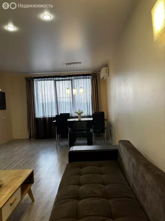 2-комнатная квартира: Тольятти, улица 40 лет Победы, 17Г (86 м) - Фото 2