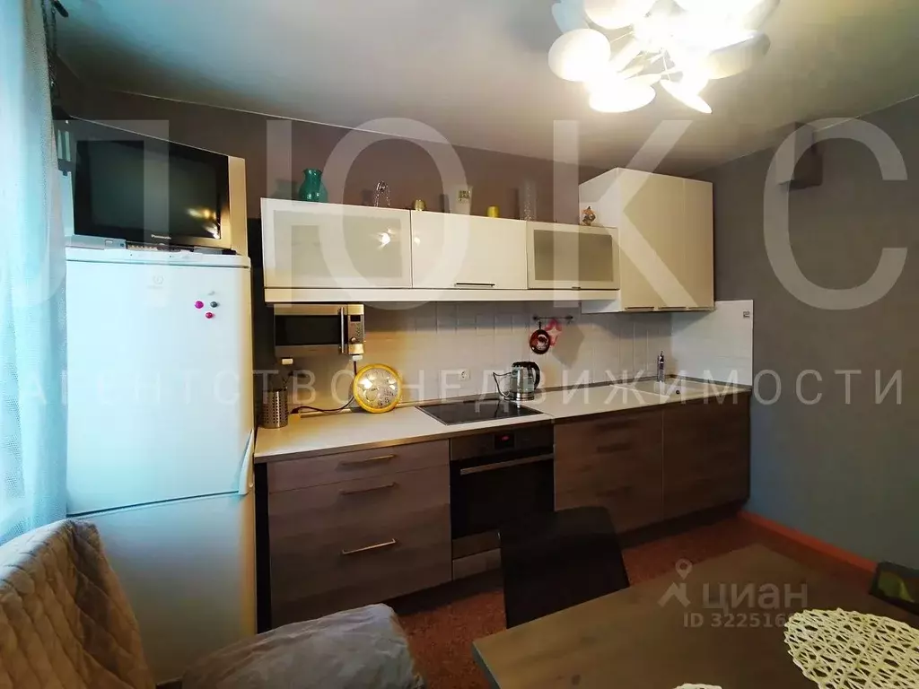 3-к кв. Кемеровская область, Новокузнецк просп. Н.С. Ермакова, 2 (78.0 ... - Фото 1