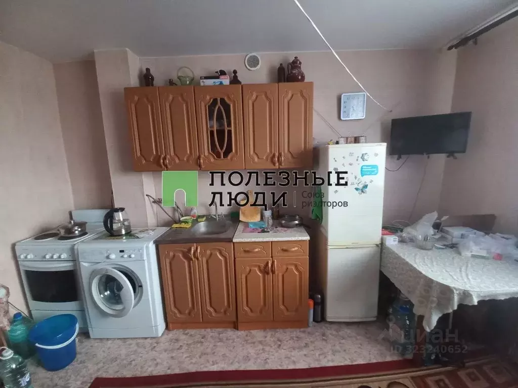 Комната Курганская область, Курган ул. Радионова, 20 (14.1 м) - Фото 1