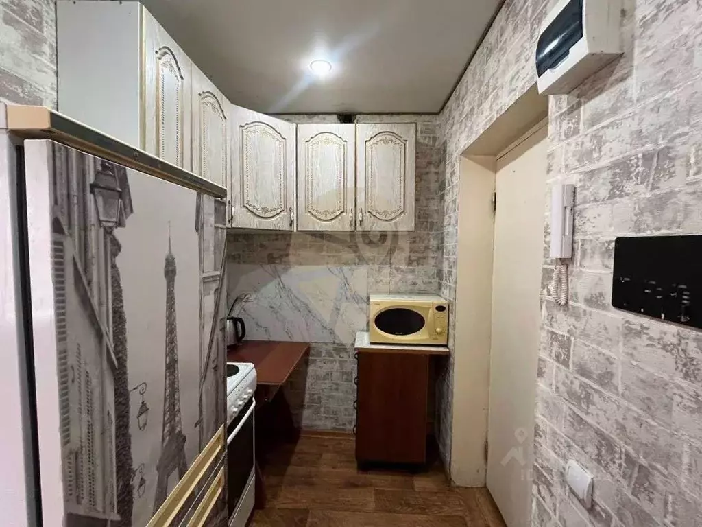 1-к кв. Белгородская область, Старый Оскол Интернациональный мкр, 13 ... - Фото 1