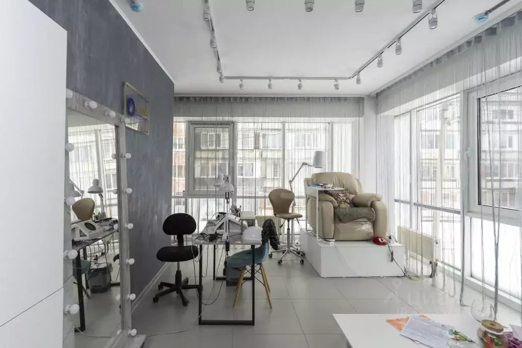 Офис в Тюменская область, Тюмень Олимпийская ул., 42к1 (28 м) - Фото 1