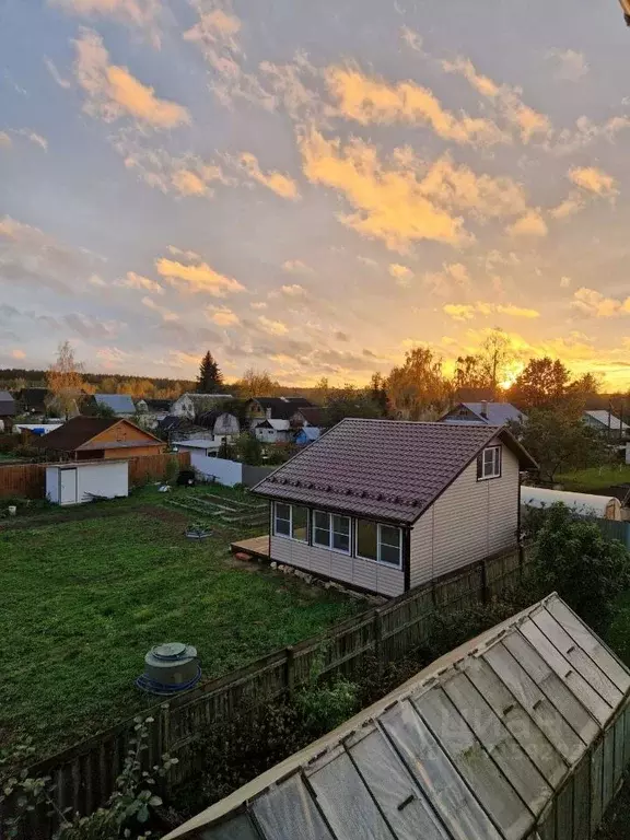 Дом в Тверская область, Конаково ул. 1-я Тверская, 13 (250 м) - Фото 1