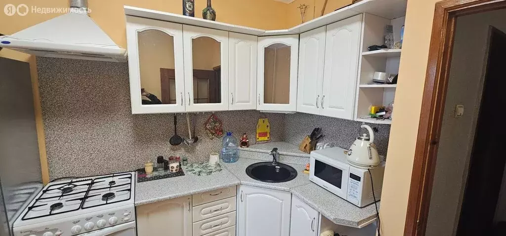 3-комнатная квартира: Ухта, Интернациональная улица, 42 (75 м) - Фото 2
