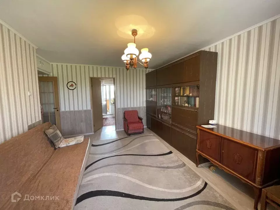 Продаётся 4-к квартира, 70 м - Фото 0