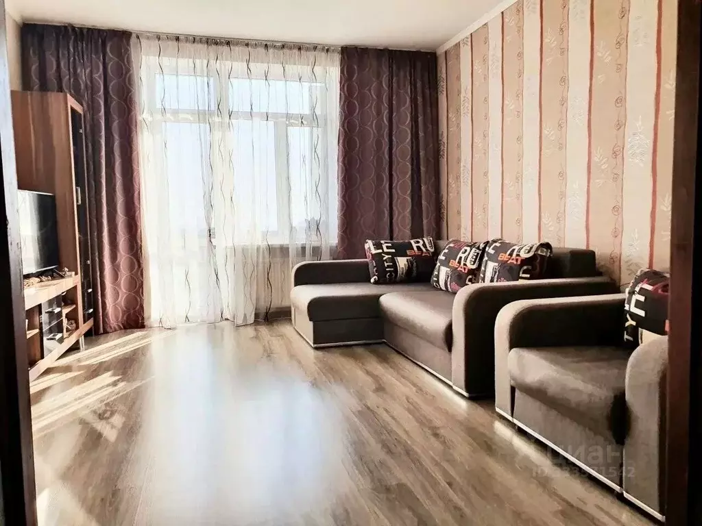 2-к кв. Крым, Феодосия ул. Грина, 35к2 (57.1 м) - Фото 1
